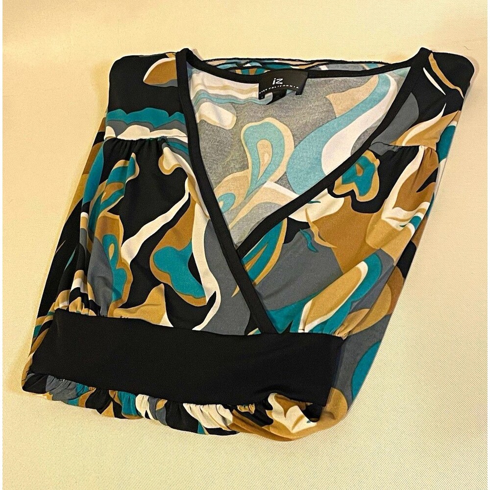 iZ Byer California XL Multicolor Abstract Chiffon V-Neck Flutter Sleeve Blouse